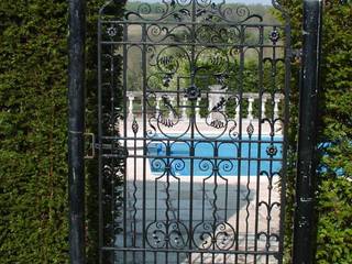 Driveway Gates, F E PHILCOX LTD F E PHILCOX LTD حديقة