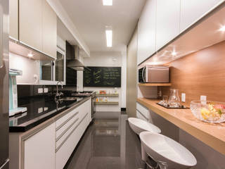 Apartamento Brooklin - São Paulo, Luni Arquitetura Luni Arquitetura Modern Kitchen