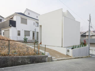 花屋敷の家, ENDO SHOJIRO DESIGN ENDO SHOJIRO DESIGN Rumah Modern