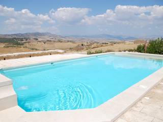 Masseria Mandrascate , Architetto Giuseppe Prato Architetto Giuseppe Prato Pools im Landhausstil