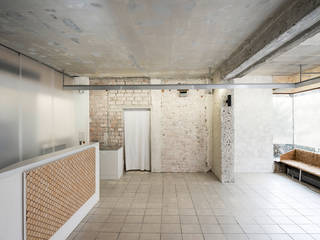 Umbau einer Bäckerei zur Kunstgalerie, InteriorPark. InteriorPark. Espaces commerciaux