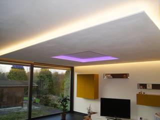 Villa Saarlouis, Bolz Licht und Wohnen 1946 Bolz Licht und Wohnen 1946 Modern Living Room