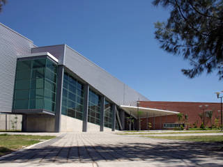 Biblioteca Fernando del Paso UDG, LEAP Laboratorio en Arquitectura Progresiva LEAP Laboratorio en Arquitectura Progresiva Espacios comerciales