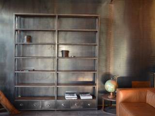 Nos étagères et bibliothèques de style industriel, MICHELI Design MICHELI Design Industrial style living room
