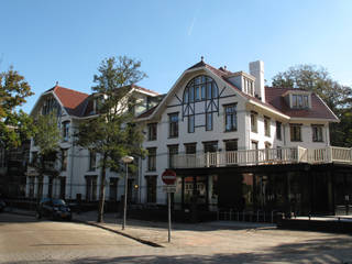 Zorgvilla Het Witte Huis, OX architecten OX architecten Classic style houses