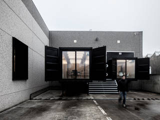 Container Offices, FIVE AM FIVE AM مساحات تجارية