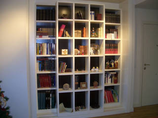 Librería lacada en 2 tonos, PACO SANTACREU, S.L. PACO SANTACREU, S.L. غرفة المعيشة