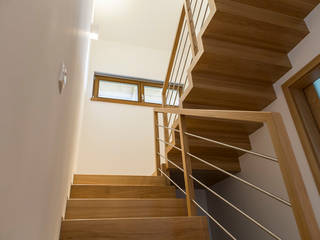 SWC, Och_Ach_Concept Och_Ach_Concept Minimalist corridor, hallway & stairs