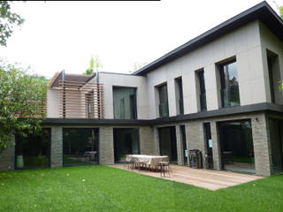 Restructuration d'une maison à Neuilly (92), L+R architecture L+R architecture Modern houses