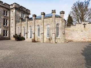 A-Listed Castle & Chapel , GLM Ltd. GLM Ltd. Klassieke huizen