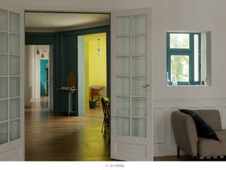 l'appartement maison, claire Tassinari claire Tassinari Modern Corridor, Hallway and Staircase Glass
