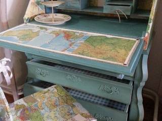 Bureau decoupage met oude bosatlas, gustaviaans vintage homestyle gustaviaans vintage homestyle Study/office