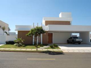 Residencia Irani, MARIA IGNEZ DELUNO arquitetura MARIA IGNEZ DELUNO arquitetura Modern houses