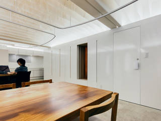 本香 Book Perfume, UZU architects UZU architects Коммерческие помещения