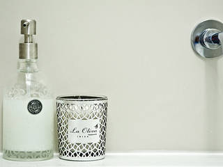 Fleet Street Luxury Apartment: modern  by Porcel-Thin, Modern   