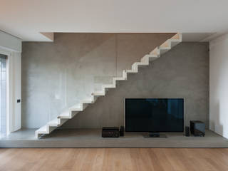 Residenza privata - design Meregalli- Merlo- Carmagnola, MA-Bo srl MA-Bo srl Modern Corridor, Hallway and Staircase