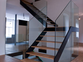 WIT3, project-m gmbh project-m gmbh Modern corridor, hallway & stairs