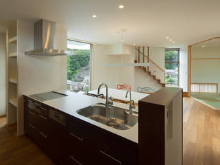 HOUSE IN SHIRATAKE, J.HOUSE ARCHITECT AND ASSOCIATES J.HOUSE ARCHITECT AND ASSOCIATES Modern kitchen