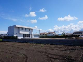 上長飯町の家, ㈱ライフ建築設計事務所 ㈱ライフ建築設計事務所 Modern home