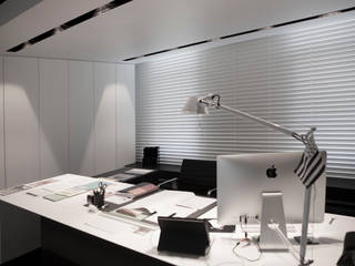 Bureau Black&White, GUILLAUME DA SILVA ARCHITECTURE INTERIEURE GUILLAUME DA SILVA ARCHITECTURE INTERIEURE Ticari alanlar