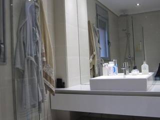 Anteproyecto Vivienda Loft, estudioitales estudioitales Modern bathroom