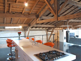 Bordeaux > 4 logements de ville, atelier d'architecture King Kong atelier d'architecture King Kong Modern Kitchen