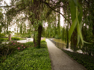 Kurpark Bad Schmiedeberg , GFSL clausen landschaftsarchitekten gruen fuer stadt + leben GFSL clausen landschaftsarchitekten gruen fuer stadt + leben Commercial spaces