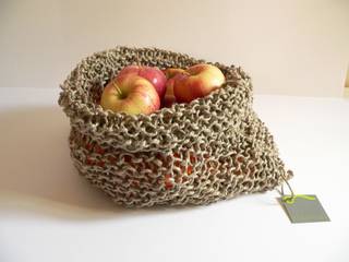 knitted sisal basket, raffaella brunzin handmade raffaella brunzin handmade Minimalist dining room