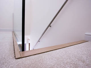 Modern ZigZag Staircase , Railing London Ltd Railing London Ltd Stairs