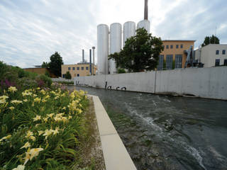 Mangfallpark Rosenheim, A24 Landschaft Landschaftsarchitektur GmbH A24 Landschaft Landschaftsarchitektur GmbH Сад в стиле модерн