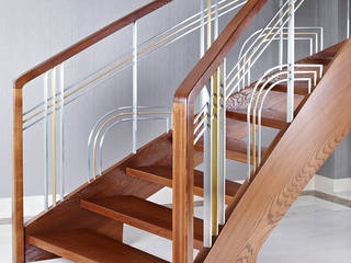 ST770 Nowoczesne schody gięte z jesiony termicznego / ST770 Modern Curved Stairs made of thermo Ash, Trąbczyński Trąbczyński Corredores, halls e escadas modernos