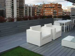 UNA TERRAZA URBANA EN MADRID, Palos en Danza Palos en Danza Varandas, marquises e terraços modernos