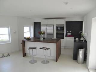 Medina Terrace, Hove, Mohsin Cooper Architects Mohsin Cooper Architects Kitchen