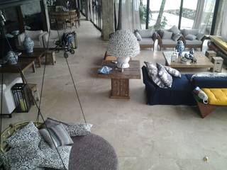 Casa em Angra dos Reis - RJ, CAMASA Marmores & Design CAMASA Marmores & Design Mediterranean style living room
