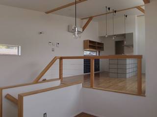 八幡の家Ⅱ, 萩野建築設計 萩野建築設計 オリジナルデザインの リビング