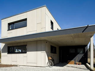 Low Budget Haus in Leutkirch, KARL+ZILLER Architektur KARL+ZILLER Architektur บ้านและที่อยู่อาศัย