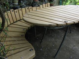 garden dining table and bench, tim germain furniture designer/maker tim germain furniture designer/maker Jardines de estilo ecléctico
