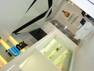 iUNIK store Barcelona, The Pont design The Pont design مساحات تجارية