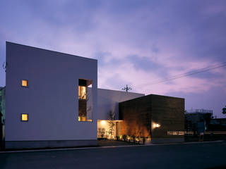 線路際の家, SHU一級建築士事務所 SHU一級建築士事務所 Casas modernas