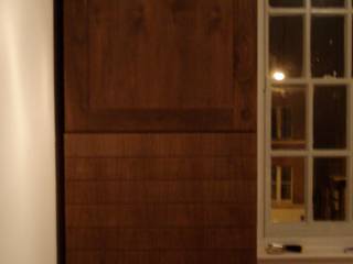 walnut wardrobe, woodstylelondon woodstylelondon Bedroom