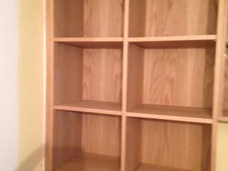 white oak build-in book shelves & desk, woodstylelondon woodstylelondon Modern Study Room and Home Office