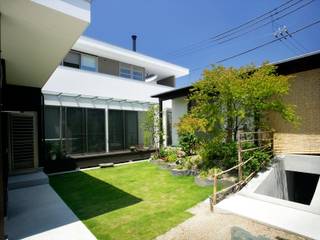 愛媛県松山市の家, Y.Architectural Design Y.Architectural Design Modern garden