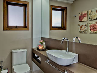 Uma casa para receber a família, Espaço do Traço arquitetura Espaço do Traço arquitetura Modern bathroom