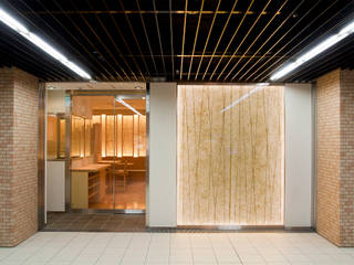 Japanese Restaurant UTAROU, INTERFACE INTERFACE Commercial spaces