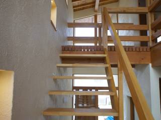 新・鎌・家, 環境創作室杉 環境創作室杉 Eclectic style corridor, hallway & stairs