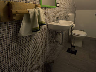 Industrial Style Studio , Salvo Lombardo Architetto Salvo Lombardo Architetto Industrial style bathroom