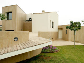 Casa promenade – vivienda unifamiliar en Caselles , Miàs Architects Miàs Architects Casas de estilo moderno