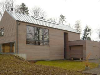 MAISON EN BOIS, Atelier d'architecture François Misonne Atelier d'architecture François Misonne Casas modernas