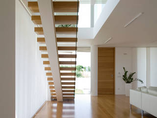 CASA LS - RAGUSA - ITALIA, moreno maggi photog. moreno maggi photog. Pasillos, vestíbulos y escaleras modernos