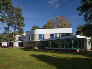 Meander House, Adrian James Architects Adrian James Architects 現代房屋設計點子、靈感 & 圖片